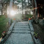 Gasthof Prenociste/restoran Lovac Bihać