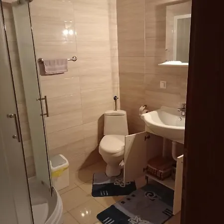 Prenociste/restoran Lovac Bihac
