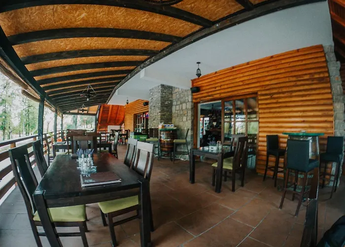 Prenociste/restoran Lovac Bihać