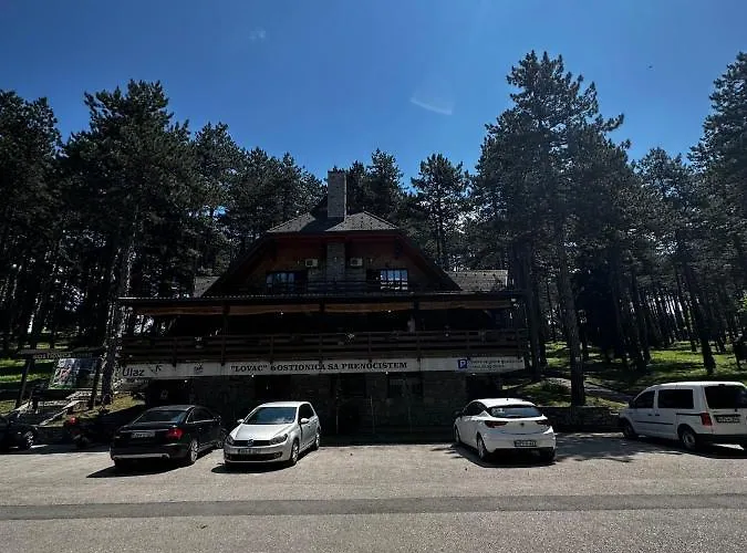Prenociste/restoran Lovac Gasthof