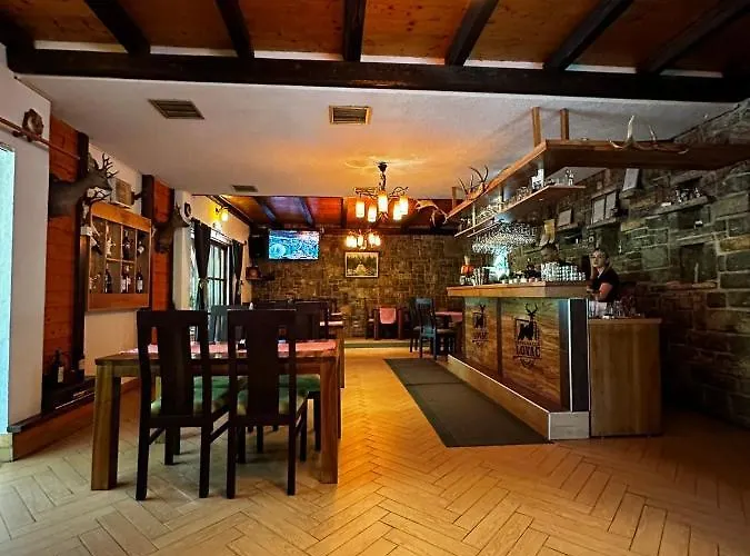 Gasthof Prenociste/restoran Lovac *